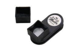 Baize Master Baize Master T-MAG Magnetic Round Chalk Holder + 1 Piece Taom Pyro Chalk -Billiards Shop 5 52d44c23 d47d 4fd7 a142 82ccf8f695ab