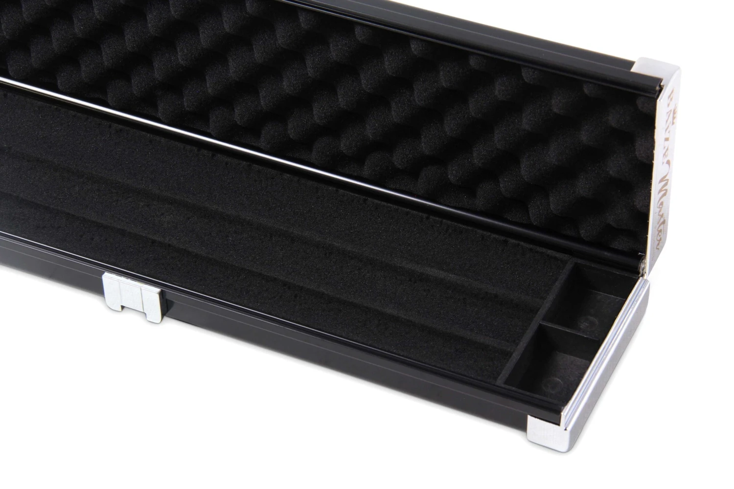 Baize Master Baize Master WIDE BLACK 3/4 PRO LINE Aluminium Metal Ends Snooker Pool Cue Case - Holds 2 Cues 5 Baize Master Baize Master WIDE BLACK 3/4 PRO LINE Aluminium Metal Ends Snooker Pool Cue Case - Holds 2 Cues - Image 3
